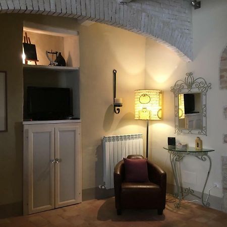 Il Rifugio Dell' Artista Lejlighed Todi Eksteriør billede